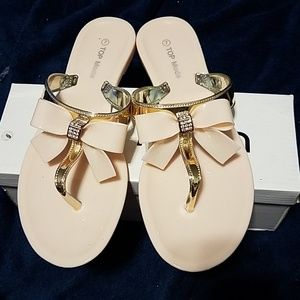 Womens flip flops